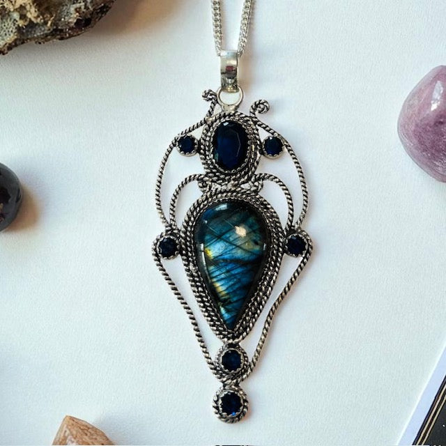 Arianrhod Pendant – Labradorite Sterling Silver Necklace