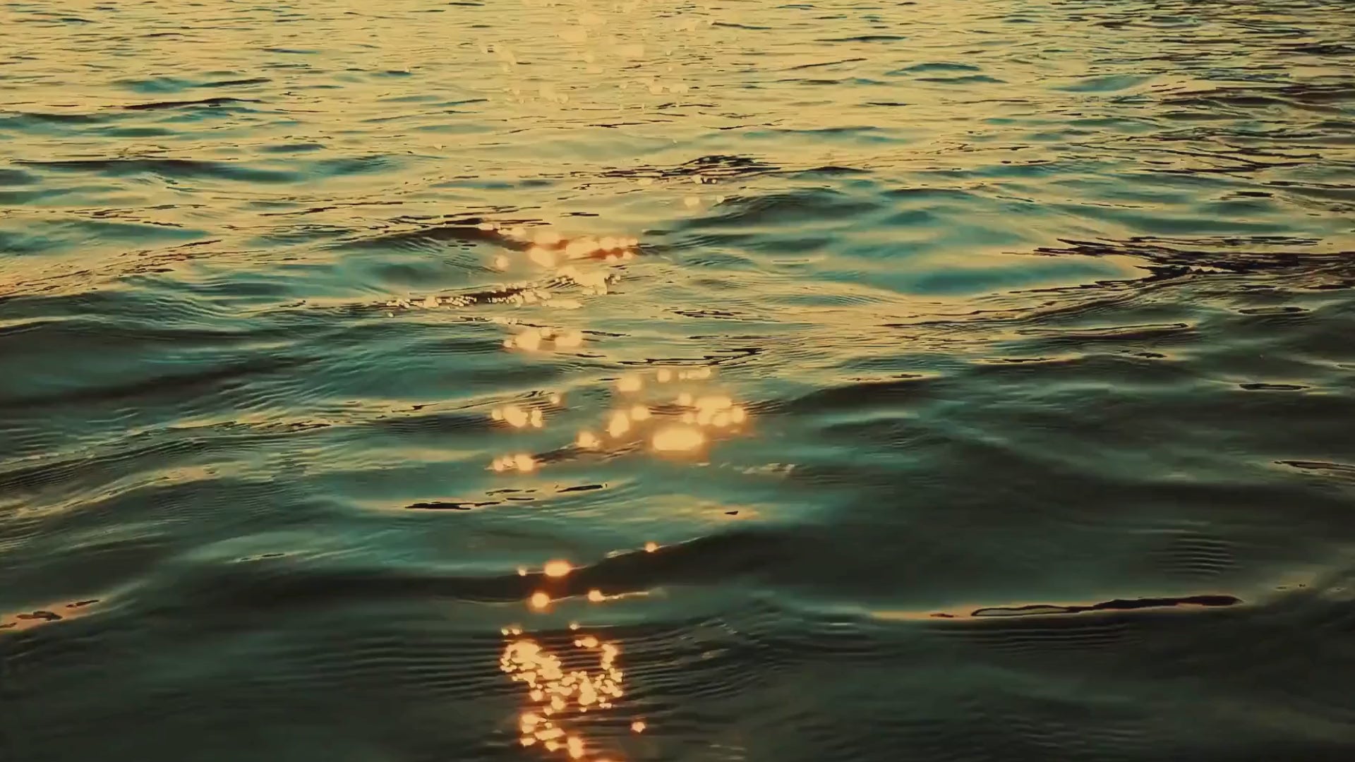 Load video: calming waves with written affirmation